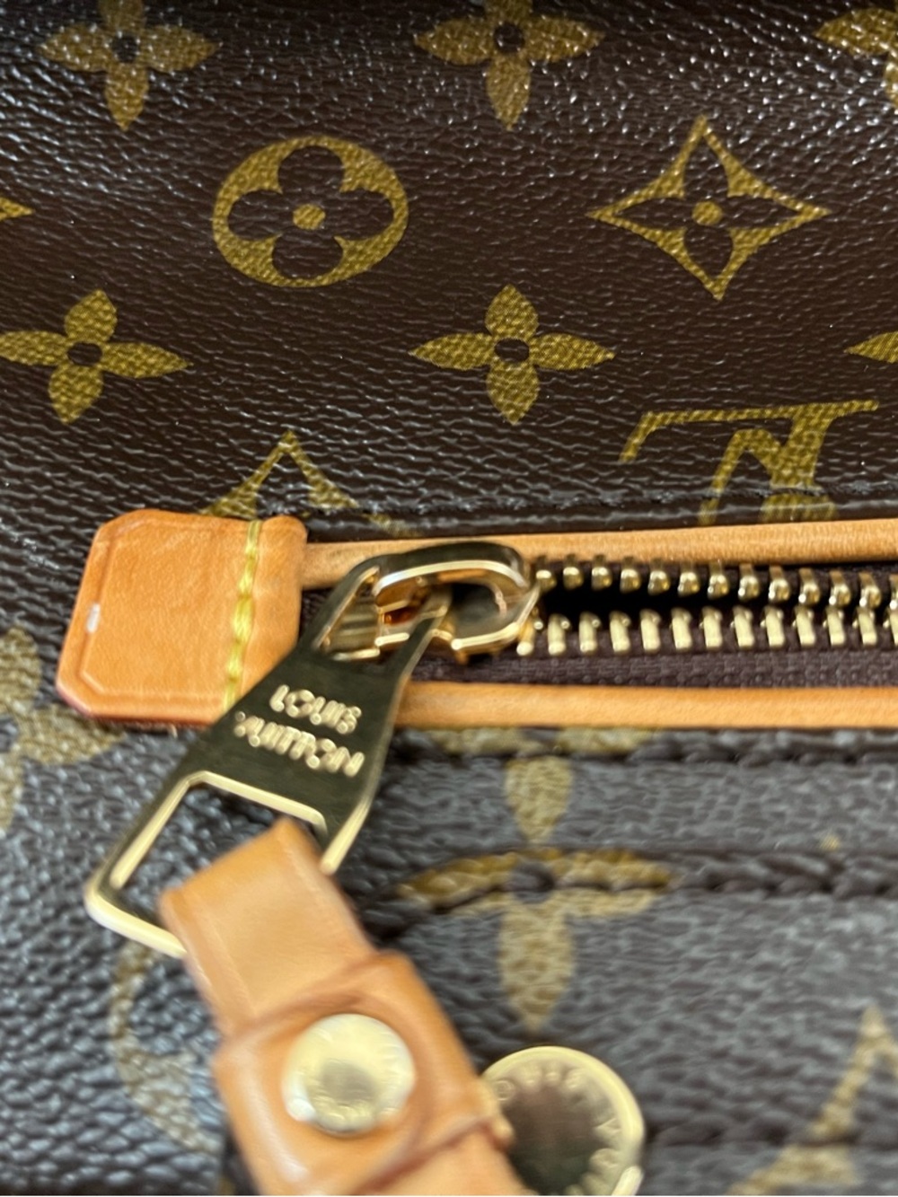 EUC Louis Vuitton Olympe Monogram Shoulder Bag in Brown with Burgundy Trim - Picture 4 of 13